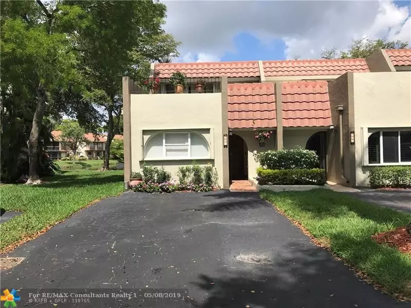 Plantation, FL 33324,243 Jacaranda Dr  #243