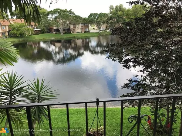 Plantation, FL 33324,243 Jacaranda Dr  #243