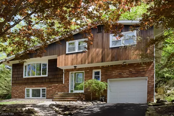 10 LAKE VIEW DR, Byram Twp., NJ 07821