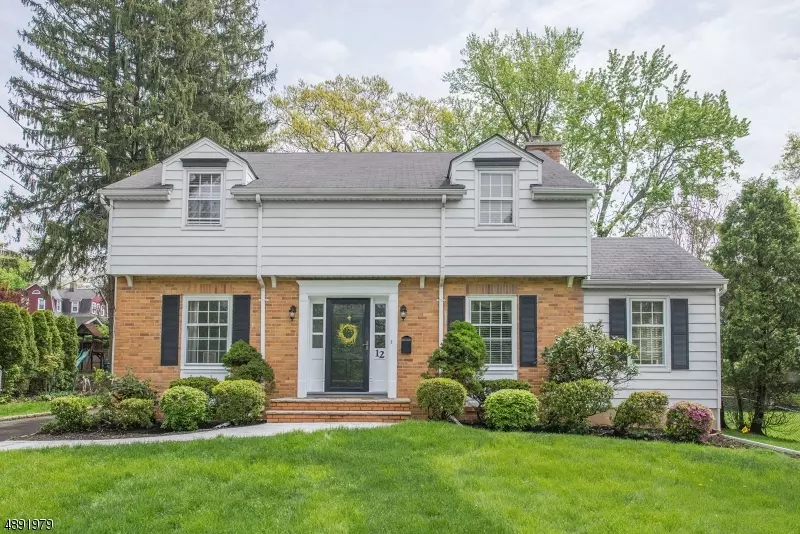 12 HILLSIDE AVE, Caldwell Boro Twp., NJ 07006