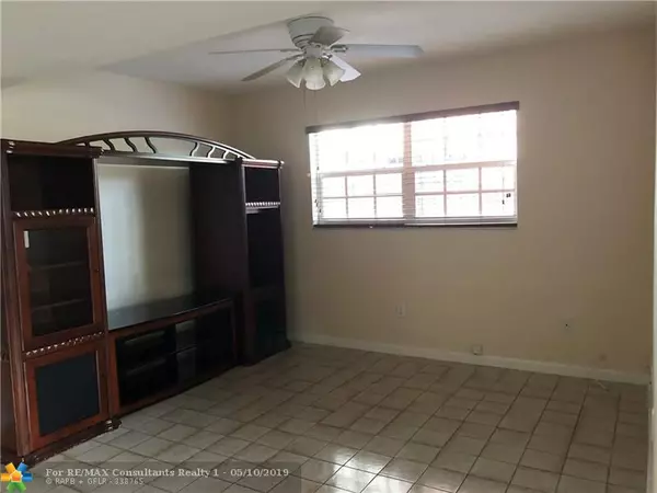 Hialeah, FL 33012,1661 W 42nd St  #1