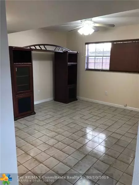 Hialeah, FL 33012,1661 W 42nd St  #1