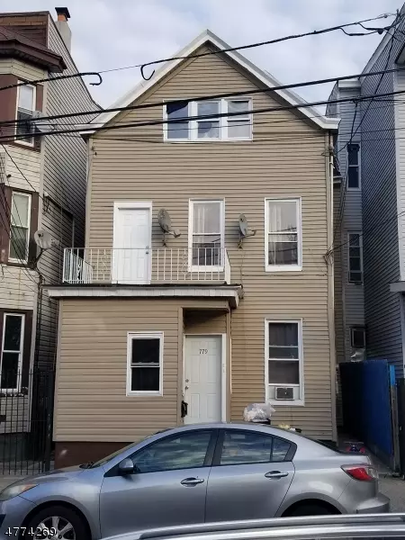 779 E 19th St, Paterson City, NJ 07501