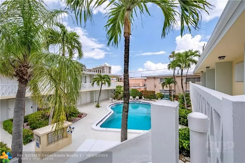 Lauderdale By The Sea, FL 33308,4630 Poinciana St  #2J