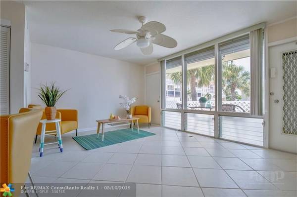 Lauderdale By The Sea, FL 33308,4630 Poinciana St  #2J