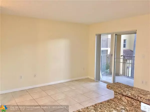 Plantation, FL 33324,771 N Pine Island Rd  #203