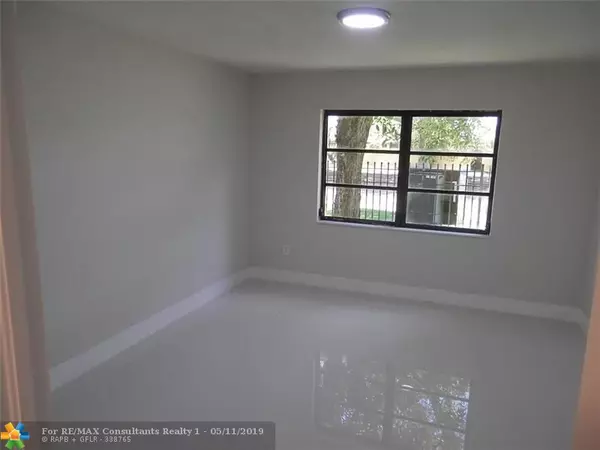 Miami, FL 33193,8500 SW 149th Ave  #1204