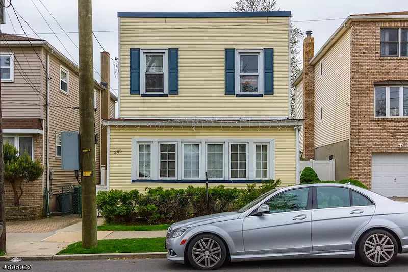 Kearny Town, NJ 07032,280 BERGEN AVE