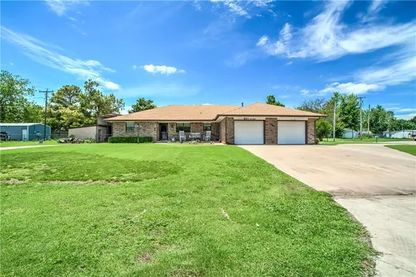 801 SW Burt Street, Minco, OK 73059