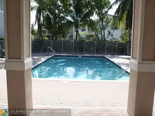 Tamarac, FL 33321,8713 Cypress Walk Ct  #8713