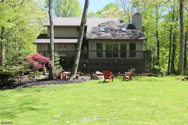 65 LYNN DR, Byram Twp., NJ 07821