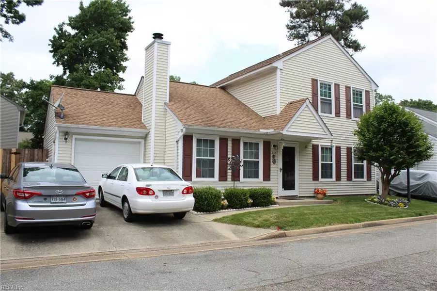 215 S Hunt Club RN, Newport News, VA 23608