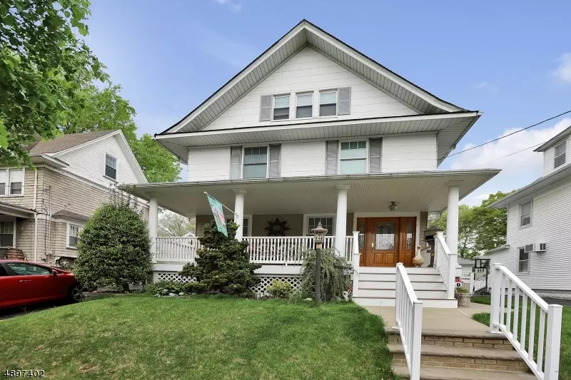40 COURRIER PL, Rutherford Boro, NJ 07070