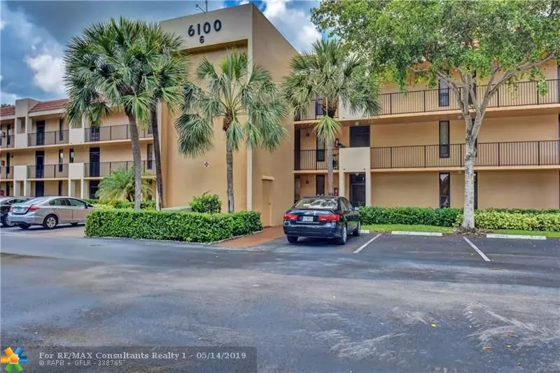 6105 Coral Lake Dr  #105, Margate, FL 33063