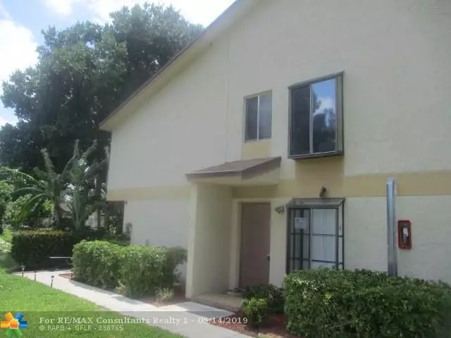 Pompano Beach, FL 33069,709 Gardens Dr  #102