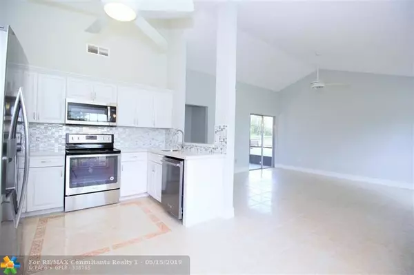 Boynton Beach, FL 33472,5435 Courtney Cir