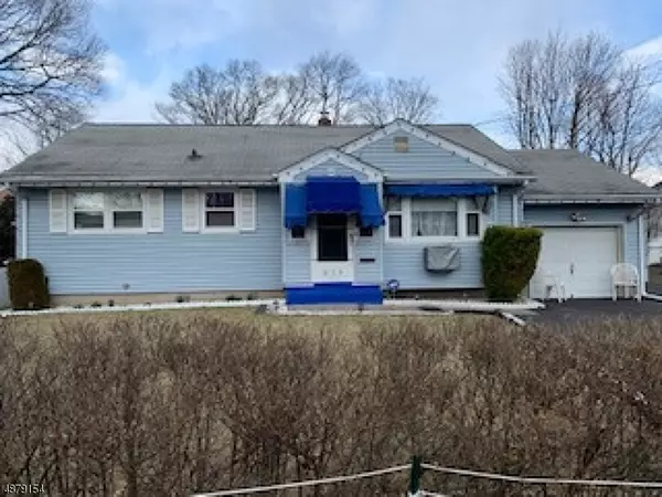 Plainfield City, NJ 07063,613 MONROE AVE