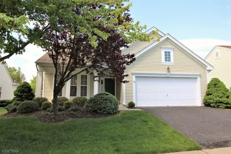 102 KENSINGTON CIR, White Twp., NJ 07823