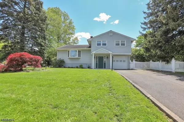366 RATZER RD, Wayne Twp., NJ 07470