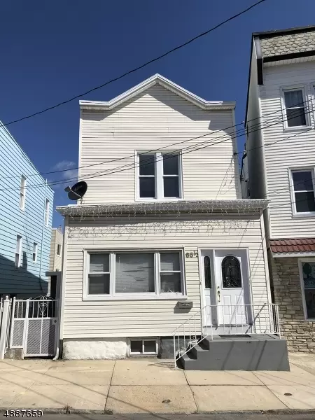Kearny Town, NJ 07032,65 1/2 TAPPAN ST