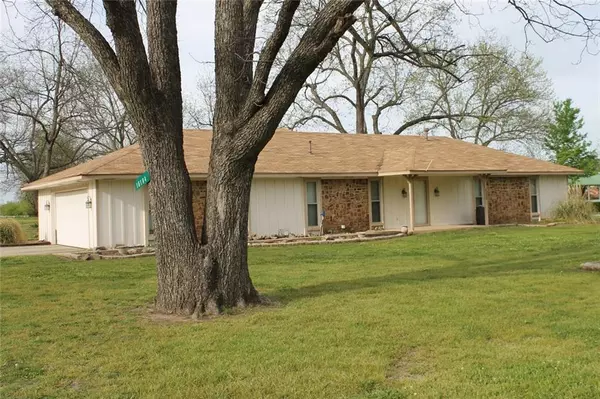 16194 County Road 1586, Ada, OK 74820