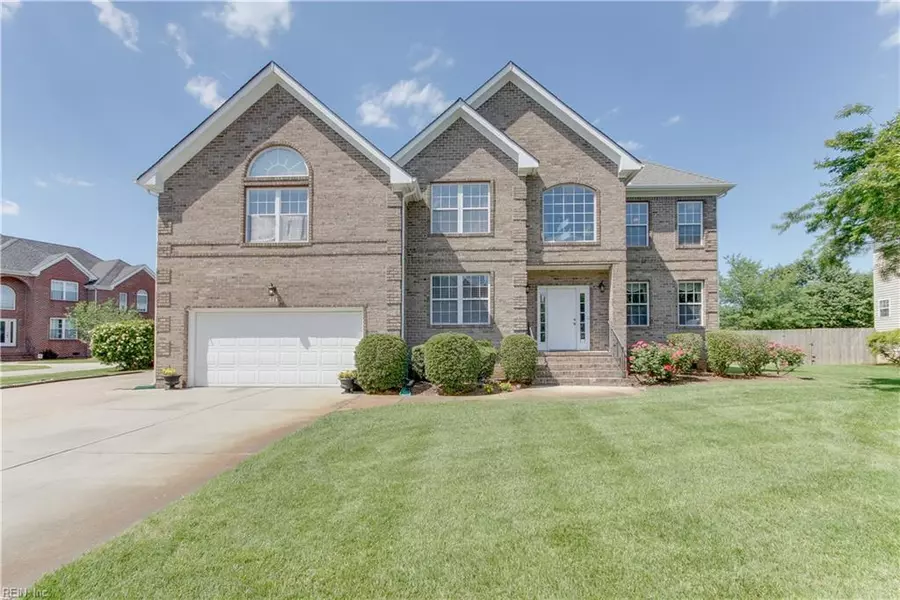928 Sandoval DR, Virginia Beach, VA 23454