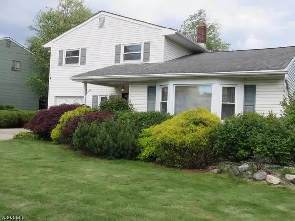 10 YOLANDA DR, Edison Twp., NJ 08817