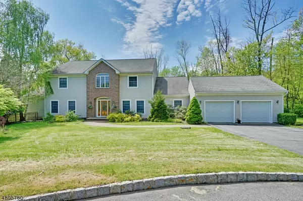 9 NUTHATCH CT, Allamuchy Twp., NJ 07840