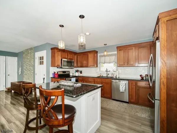 502 DELL RD, Roxbury Twp., NJ 07850