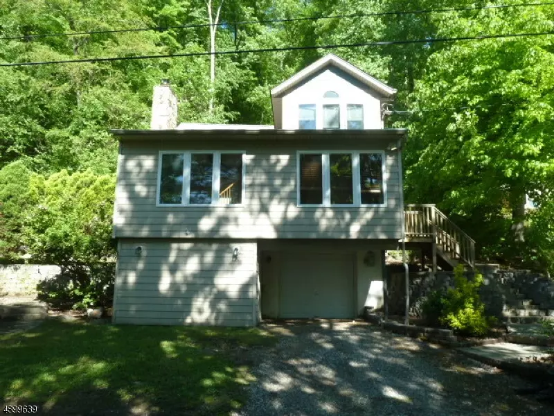 22 CLIFF RD, West Milford Twp., NJ 07480