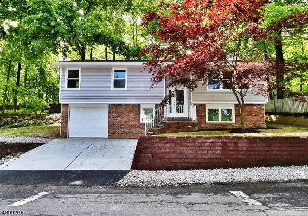 39 HILLSIDE RD, Sparta Twp., NJ 07871