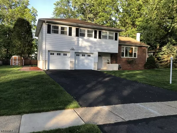 16 TOBY DR, Roxbury Twp., NJ 07876