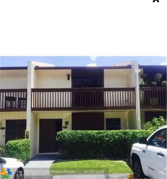 Deerfield Beach, FL 33064,880 NW 47TH STREET  #880