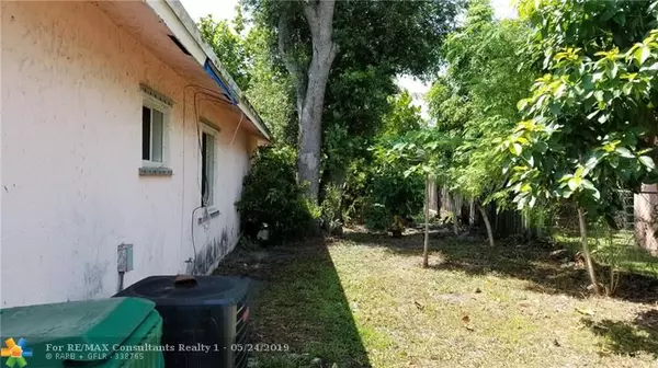 North Miami Beach, FL 33162,268 NE 164th Ter