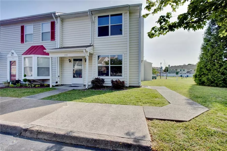 200 Whitewater DR, Newport News, VA 23608