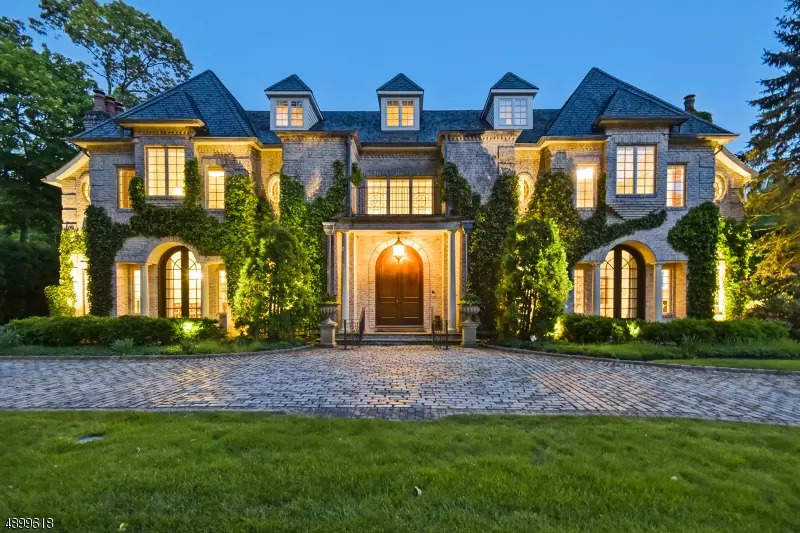 63 DEVON RD, Essex Fells Twp., NJ 07021