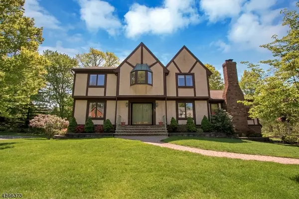 5 STONE HOLLOW, Montvale Boro, NJ 07645