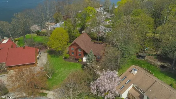 10 AURIEMMA CT, Roxbury Twp., NJ 07850
