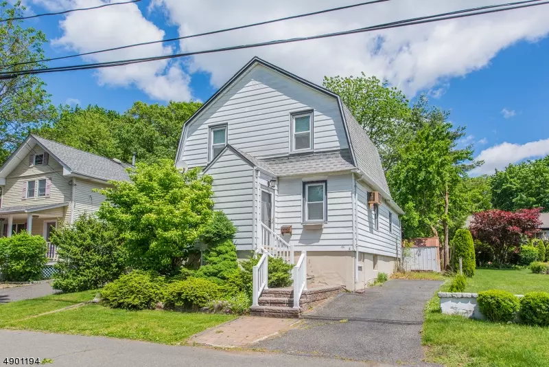 131 LAFAYETTE AVE, Dumont Boro, NJ 07628