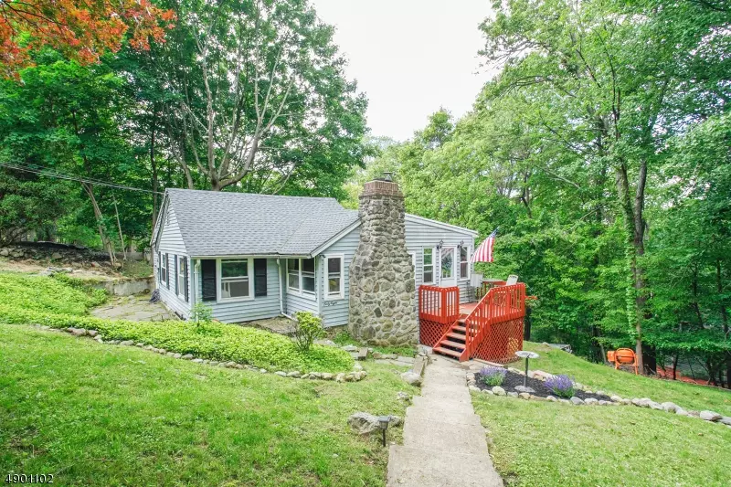 Sparta Twp., NJ 07871,68 WOODLAWN RD