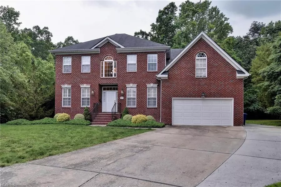 27 Ringo DR, Newport News, VA 23606