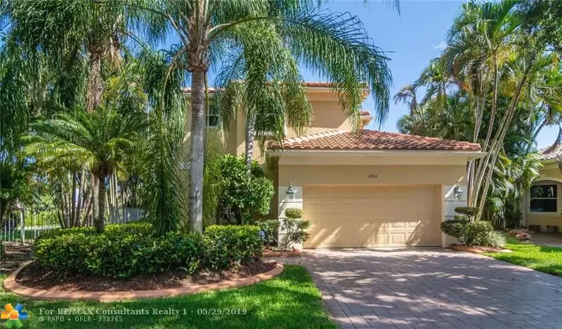 Weston, FL 33327,2454 Bay Isle Ct