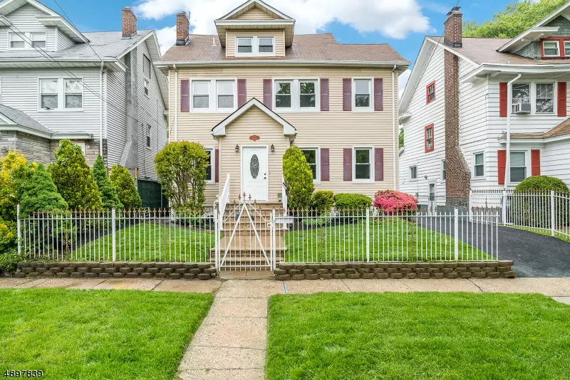 41 KEER AVE, Newark City, NJ 07112