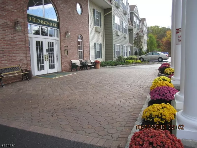 1409 RICHMOND RD #409, West Milford Twp., NJ 07480