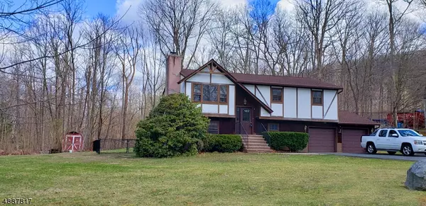 61 Ash St, Byram Twp., NJ 07874