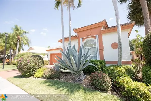 Boynton Beach, FL 33437,5665 Swaying Palm Ln