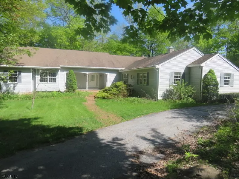 10 HIGGINS DR, Vernon Twp., NJ 07462