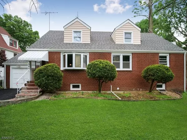 246 E 2ND AVE, Roselle Boro, NJ 07203