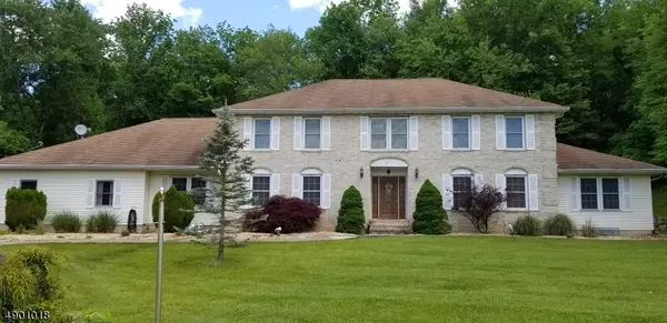 53 WOODLAND RD, Franklin Boro, NJ 07416