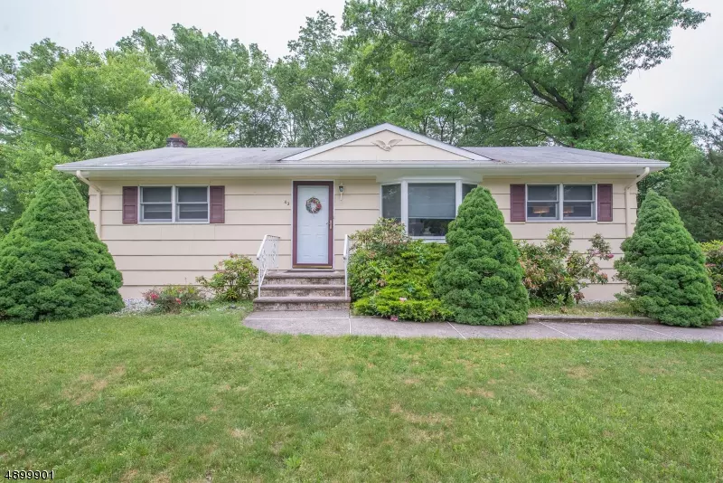 43 NORWOOD RD, East Hanover Twp., NJ 07936
